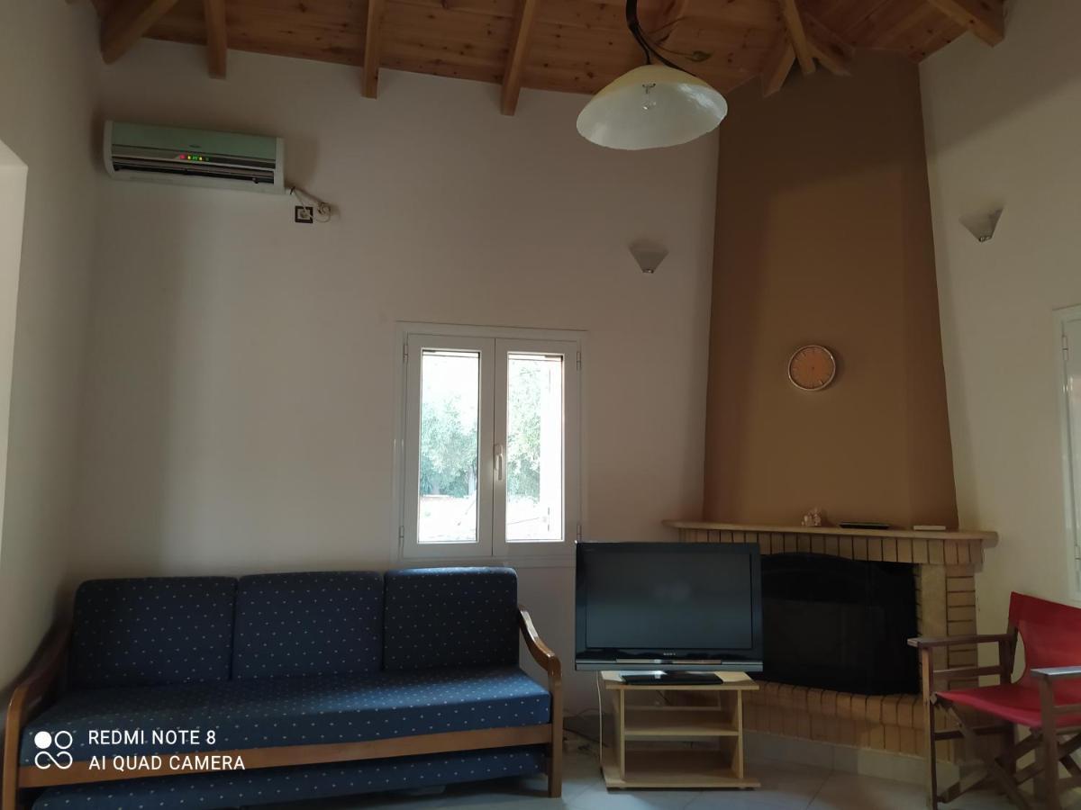 Ozena Countryside Apartment Βρωμονέρι Εξωτερικό φωτογραφία