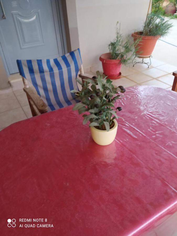 Ozena Countryside Apartment Βρωμονέρι Εξωτερικό φωτογραφία