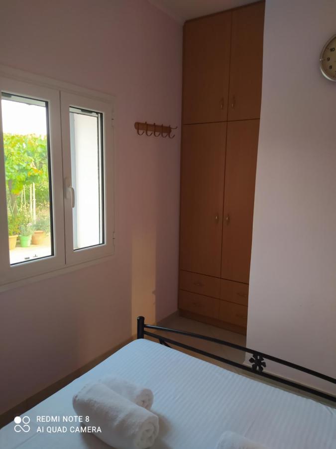 Ozena Countryside Apartment Βρωμονέρι Εξωτερικό φωτογραφία