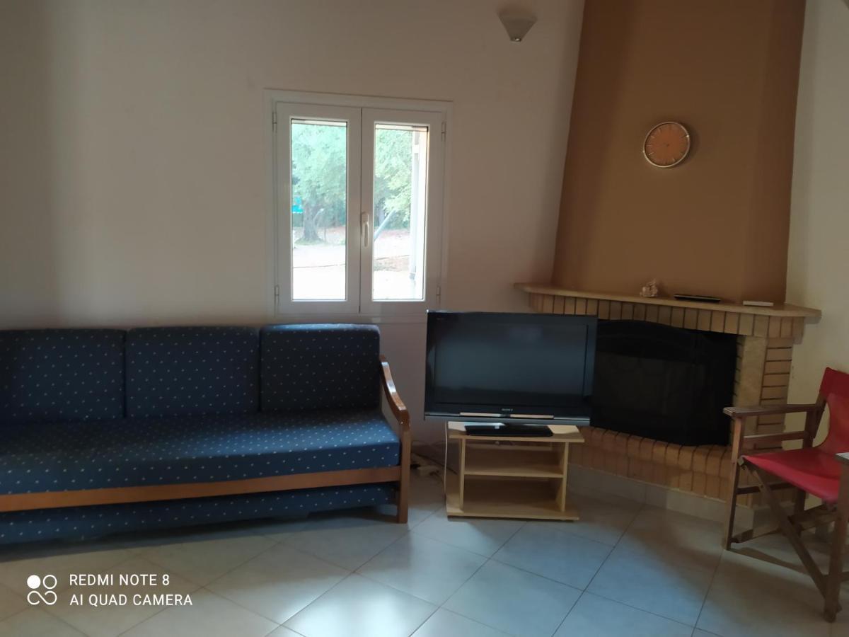 Ozena Countryside Apartment Βρωμονέρι Εξωτερικό φωτογραφία