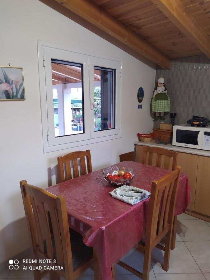 Ozena Countryside Apartment Βρωμονέρι Εξωτερικό φωτογραφία